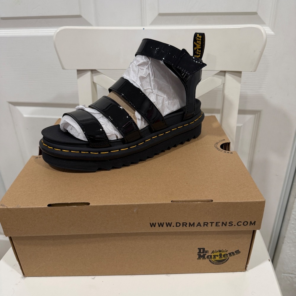 Dr. Martens Blaire Patent Lamper Black Gladiator Platform Sandals 24192001 Sz 8